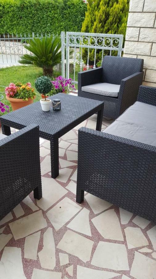 Apartman Luly Apartment คาชเตลา ภายนอก รูปภาพ
